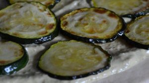 Пицца с цукини и шампиньонами