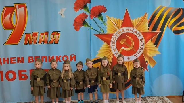 "Катюша", Исполняют: Ребята второй младшей группы "Полянка", 3 года