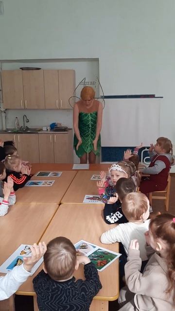 Какого размера самая большая бабочка #butterfly #дети смотреть онлайн