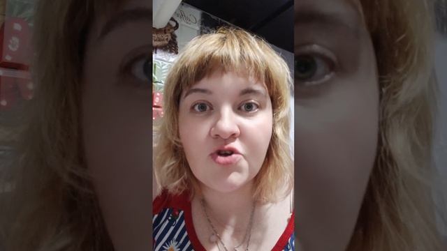 "Зеркало есть фоткай, изображай веселье"