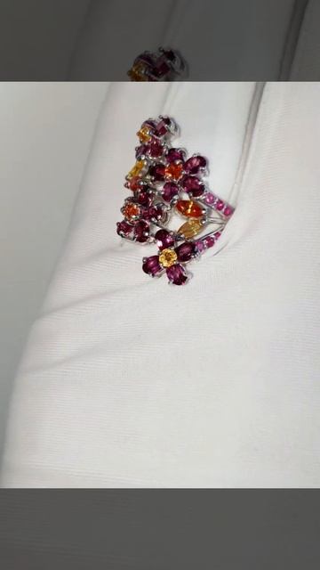 Кольцо с натуральными Гранатами родолитами, Рубинами смотреть онлайн