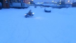 Снегокат с мотором на гусеницах