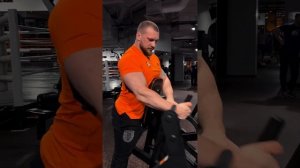 ГОРИЗОНТАЛЬНАЯ РЫЧАЖНАЯ ТЯГА ОДНОЙ РУКОЙ