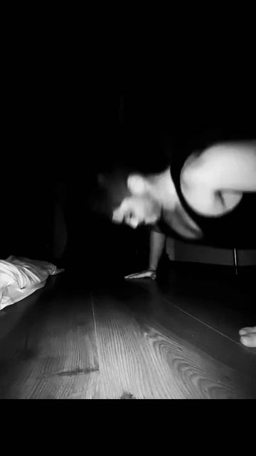 Спорот, уверенность в себя , спорт зал , тренажеры , тре? смотреть онлайн