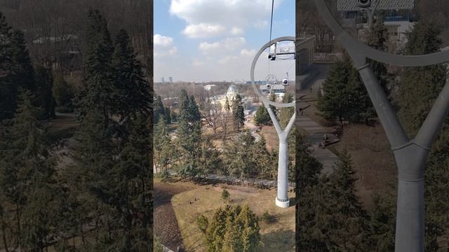 Воздушный трамвай на ВДНХ.