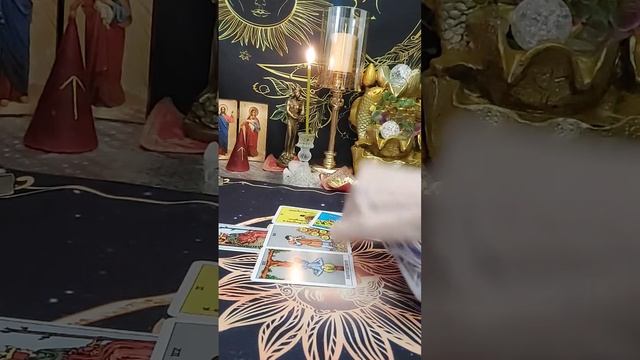 король жезлов, Овен, лев - стрелец. что в его жизни? #shorts смотреть онлайн