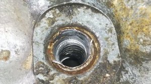 Toyota Land Cruiser 200 свеча накала сломана+экстрактор удаляем