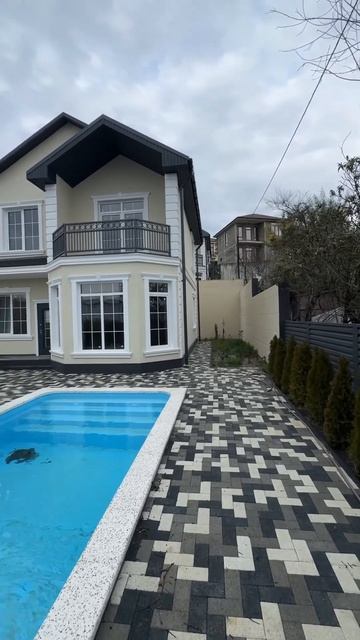 Дом с бассейном в Сочи у моря. смотреть онлайн