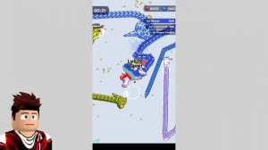 МАЛЕНЬКАЯ ЗМЕЯ СТАНЕТ БОЛЬШОЙ И ПОБЕДИТ БОССА В Snake Clash