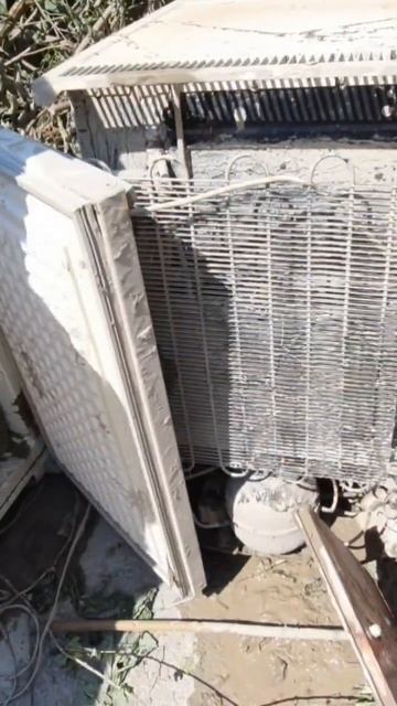 нашли холодильники на мусорке смотреть онлайн