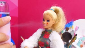 Барби и ее подруги готовятся к показу мод! Смешные видео для девочек про куклы Barbie