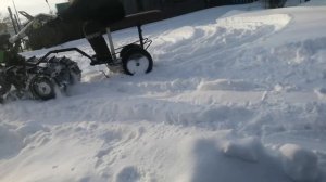 Мотоблок Варяг на самодельных гусеницах