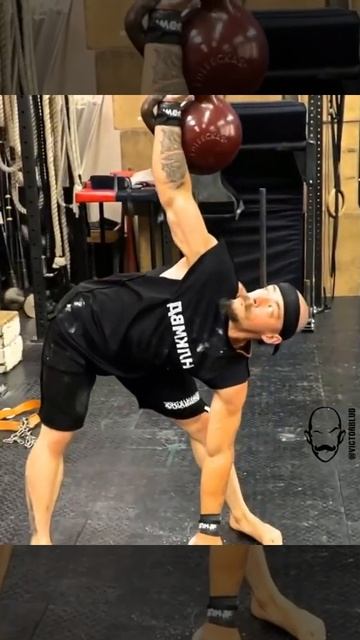 Виктор Блуд и #гордеевскаягиря весом 60 кг 👌Instagram @gordey.d смотреть онлайн