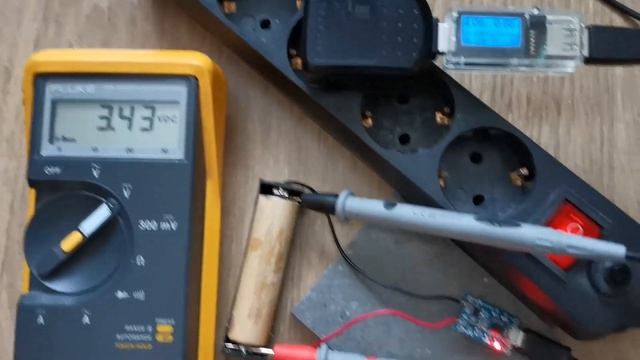 Восстановление аккумулятора 18650 / АКБ Li-ion поднятие напряжения смотреть онлайн