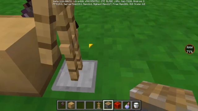 #Minecraft #лайфхаки  Как ЗДЕЛАТЬ топор (кирку) в блоке? смот