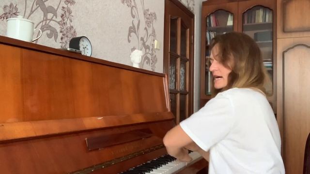 Упражнения на фортепиано.Как научиться использовать ?