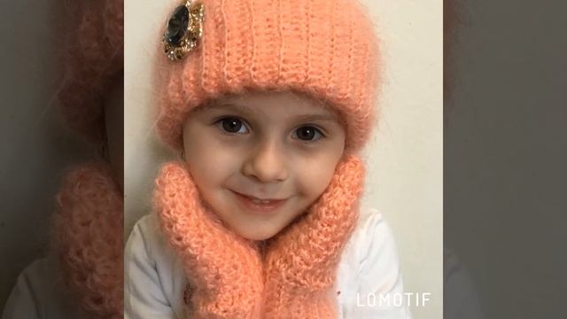 Зимний комплект:вязаная мохеровая шапочка и варежки для дочурки)!