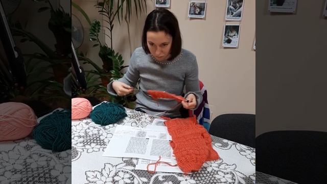 Курсы вязания спицами. Магазин "Скринька рукоділля", г.Сумы, ул. Харьковская, 3