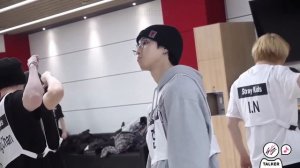 бродячие дети наводят шуму | Stray Kids:SKZ-TALKER Ep.64