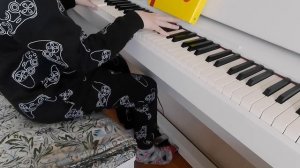 играю here i come из doors на пианино