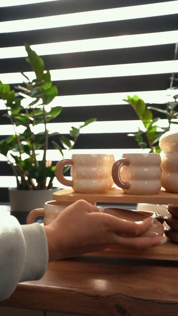 Огляд / Чайний сервіз Donut керамічний на 6 персон, бежеви смотреть онлайн