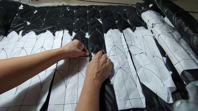 Как  сделать СТЕЖКУ на ткани на бытовой машине смотреть онлайн