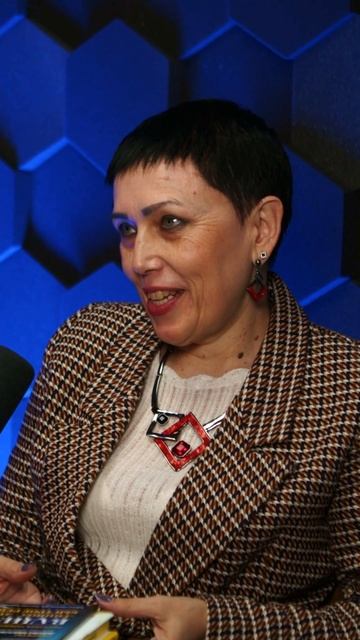 Нужно делиться своим опытом с детьми #shorts #финансоваяг смотреть онлайн