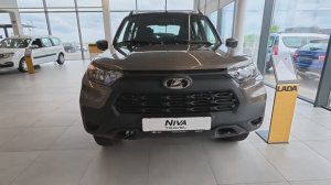 Lada Niva Travel Black 2025 обзор