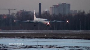 Ил-18 ( Ил-22 ) RA-75901 . Взлет и посадка с рулением на 180° Чкал