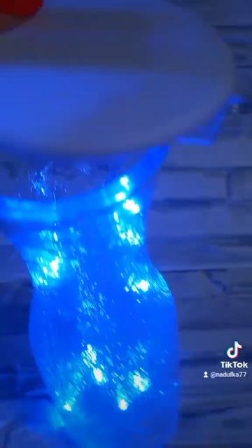 светильник, скоро Новый год, готовимся смотреть онлайн