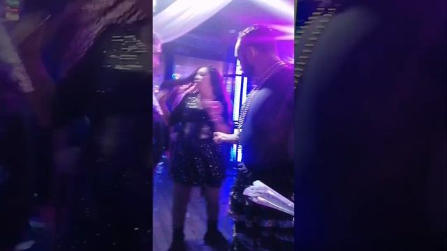 НОЧНАЯ ЖИЗНЬ В АЛАНЬЕ💃РАЗВЛЕКАЮ СЕБЯ КАК МОГУ🥳
