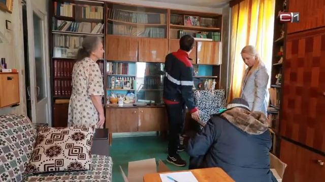 Сургутянка подарила книги из домашней библиотеки детям Макеевки