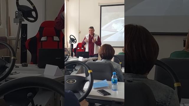 Фрагмент тренинга "Защитное вождение", больше - в описании #двцввм смотреть онлайн