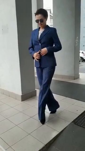 Женский костюм ручной работы.                       #стилист #по? смотреть онлайн