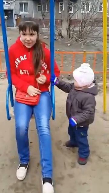 Двое на качели! (17.04.16) смотреть онлайн