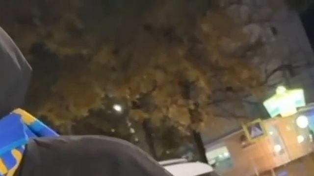 В краснодарском крае недалекая девушка нацепила шарф смотреть онлайн