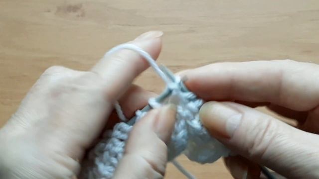 Красивый ажурный узор спицами для кардигана, жакета, пуловера, свитера. смотреть онлайн