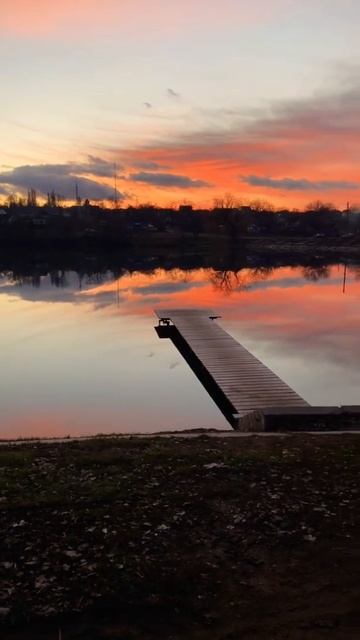 Наслаждайся тем что есть #закат #short #shortvideo #life #chill #каеф смотреть онлайн