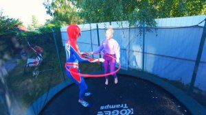 КАПИТАН ЧЕРЛИДЕРЖ и ПОДРУЖКИ СПОРТСМЕНКИ  ПОСПОРИЛИ КТО САМЫЙ ПОПУЛЯРНЫЙ - СЕРИАЛ "НОГИ в РУКИ"#3