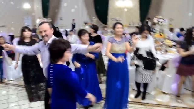 Шудын бойында Алтын Холл www.shankarfoto.ru