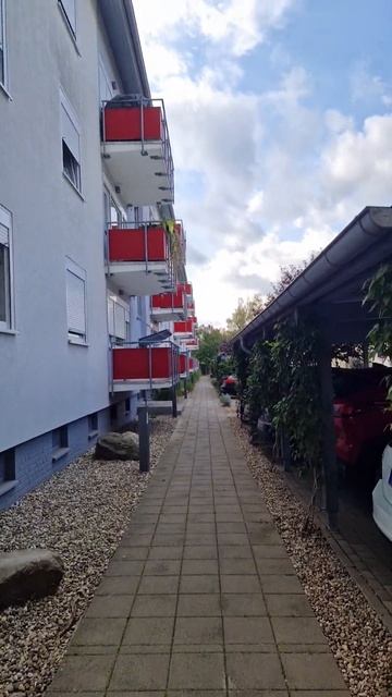 Сегодня праздник соединения Германии но к удивлению Н смотреть онлайн