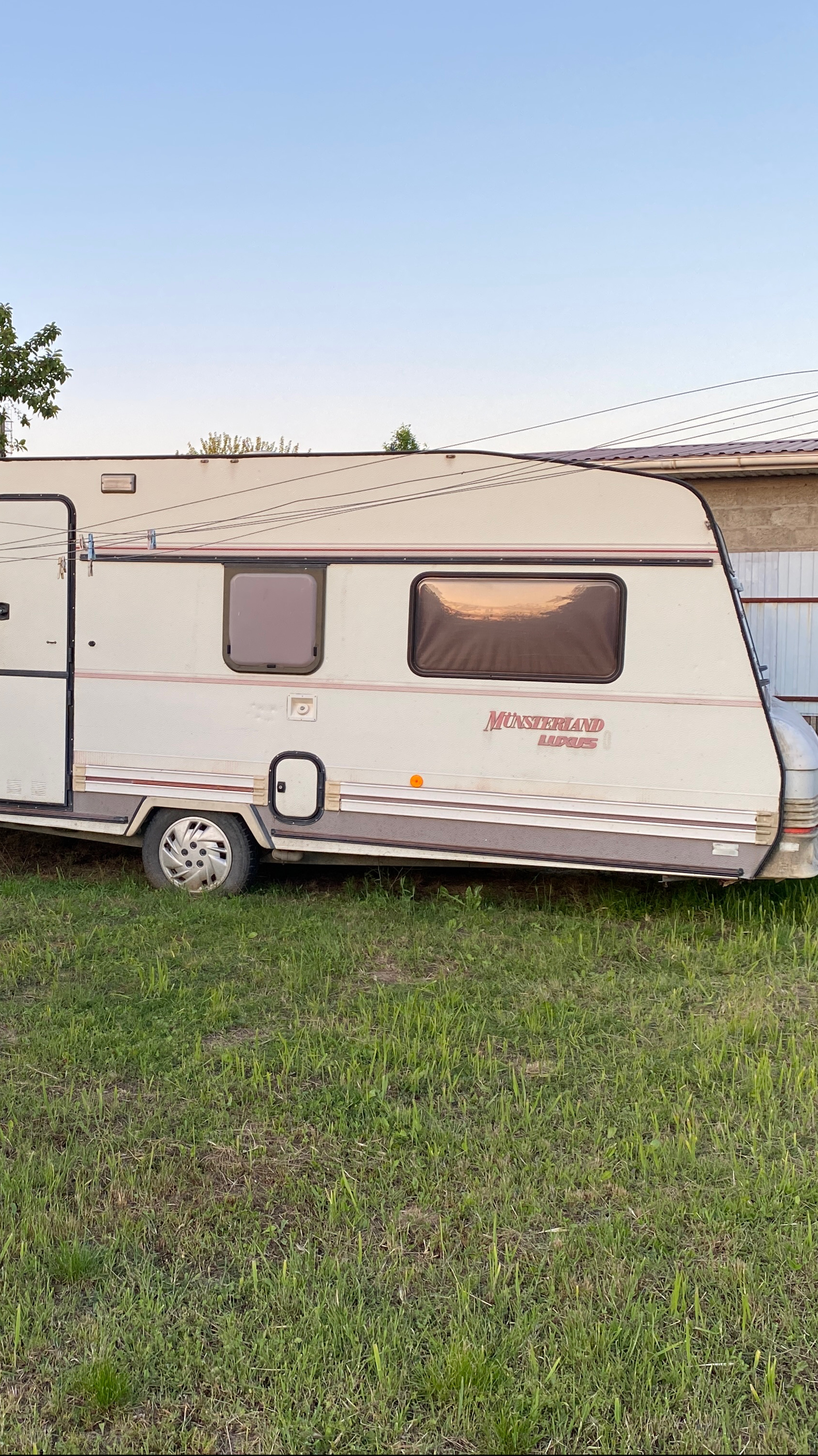 Трейлер LMC смотреть онлайн