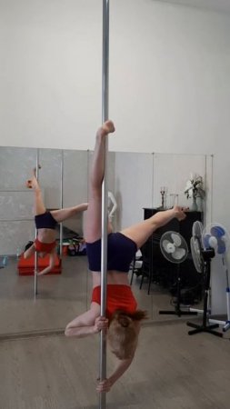 А здесь - без падения в конце (из серии ПУСТЯК!.. МНЕ 47 ВСЕГО!..)