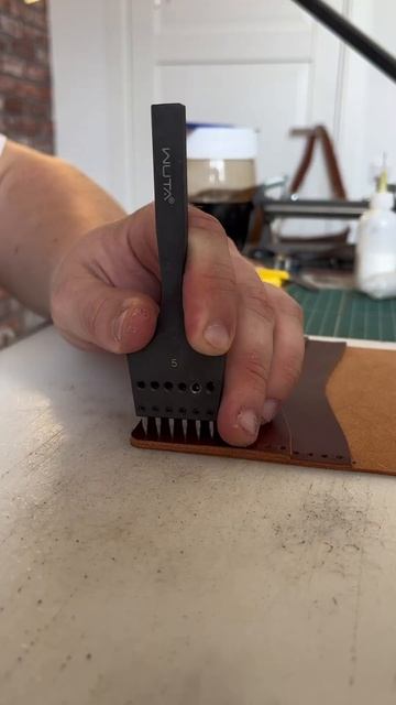 Мы слишком бедные чтобы покупать дешёвые вещи! shorts han