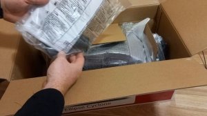 Распаковка — Пылесос LG VC5420NHTW