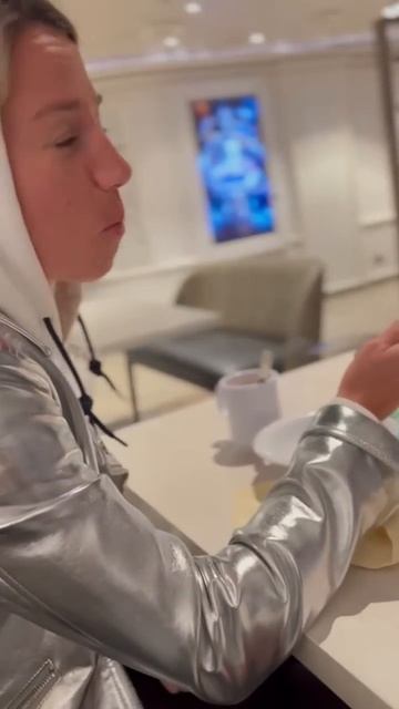 Едим 6 раз в день. #miamilife #food #healthy #shorts смотреть онлайн