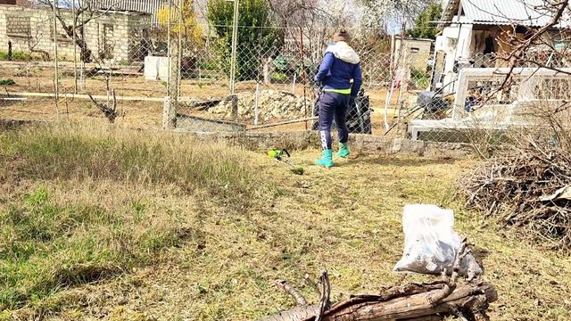 Расхламление. Покос травы. Уборка участка от веток и к?