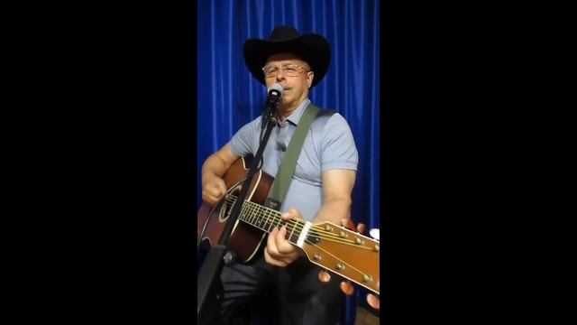 400. "Любовь как в кино" Владимир Васильев-бард (г. Одесса., 2018 г.) смотреть онлайн