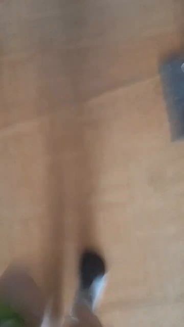 работает! только в конце холодильник плохо было видно смотреть онлайн