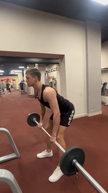 Тяга штанги в наклоне #техникавыполненияупражнения